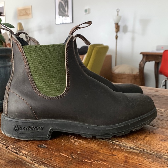Blundstone Shoes - Blundstones dark brown and green